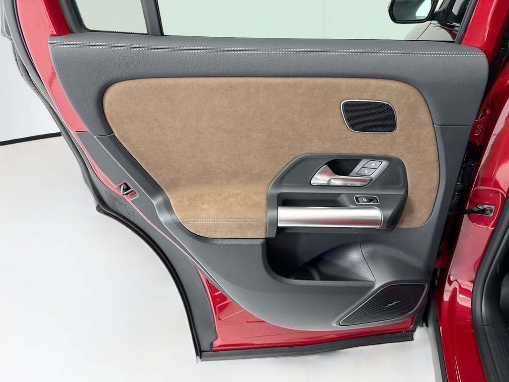 New 2026 MANUFAKTUR Patagonia Red Metallic Mercedes-Benz GLA 250 image 24