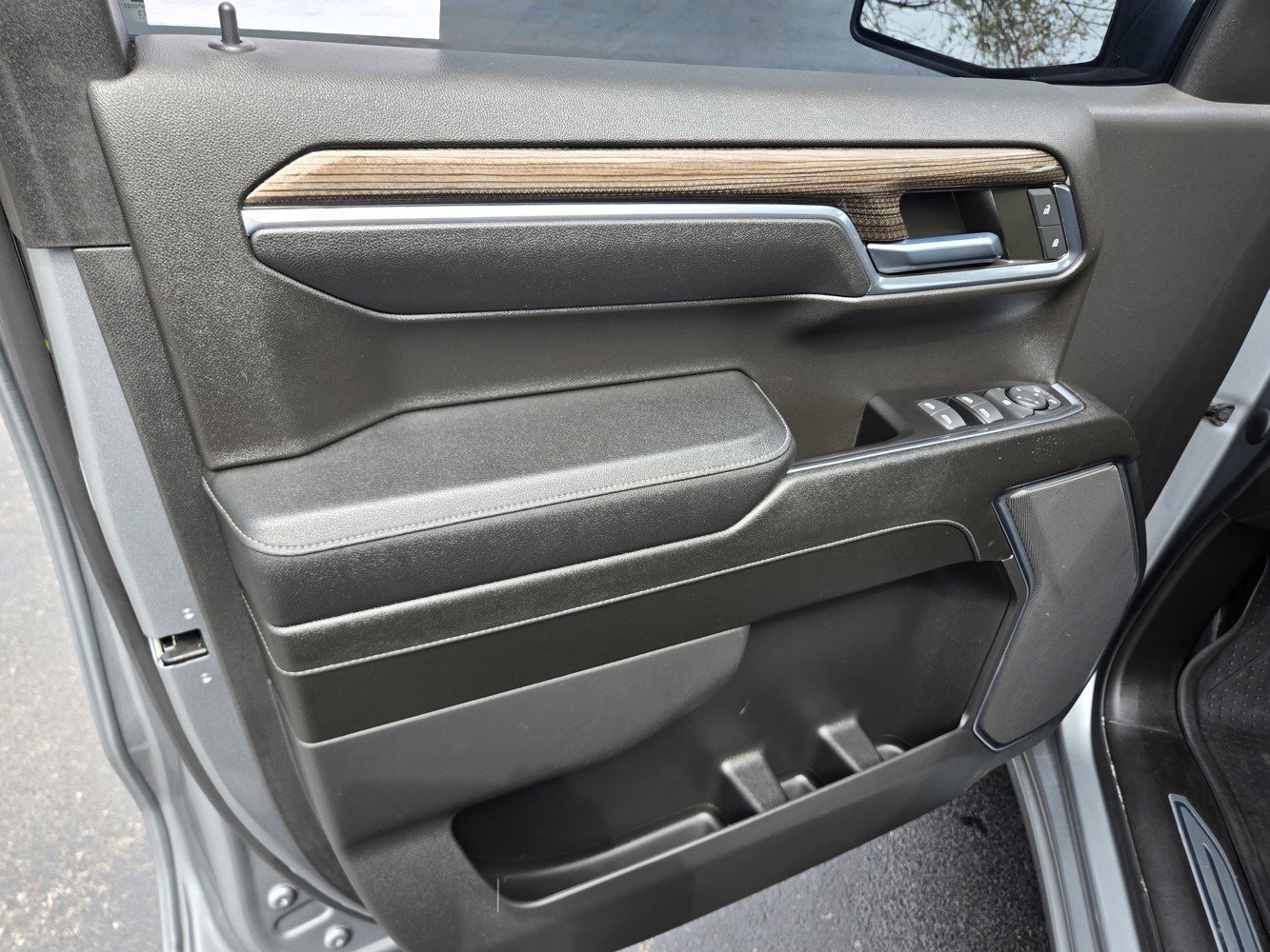 2023 Chevrolet Silverado 1500 LT - Photo 29