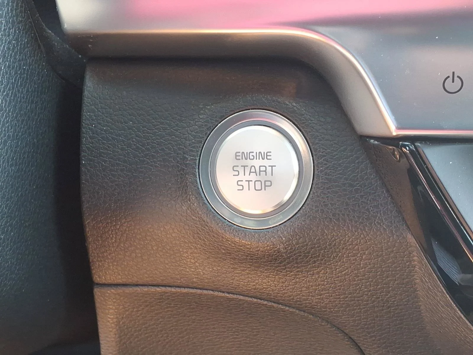Used 2020 Gravity Gray Kia SX image 11