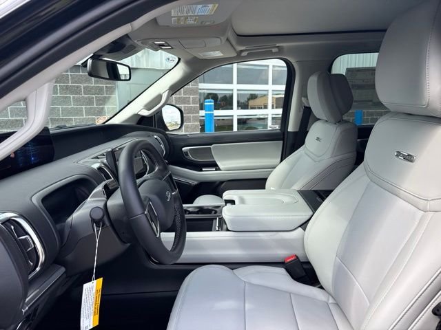 New 2026 Black Ford Platinum image 13