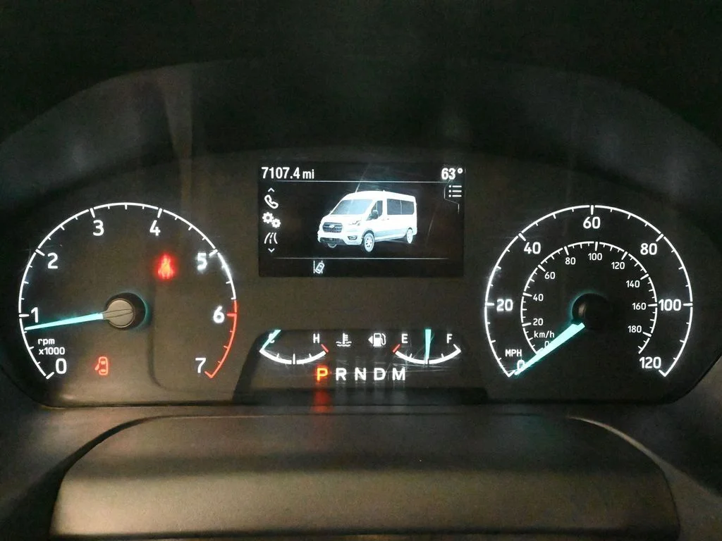 Used 2023 White Ford XL image 27