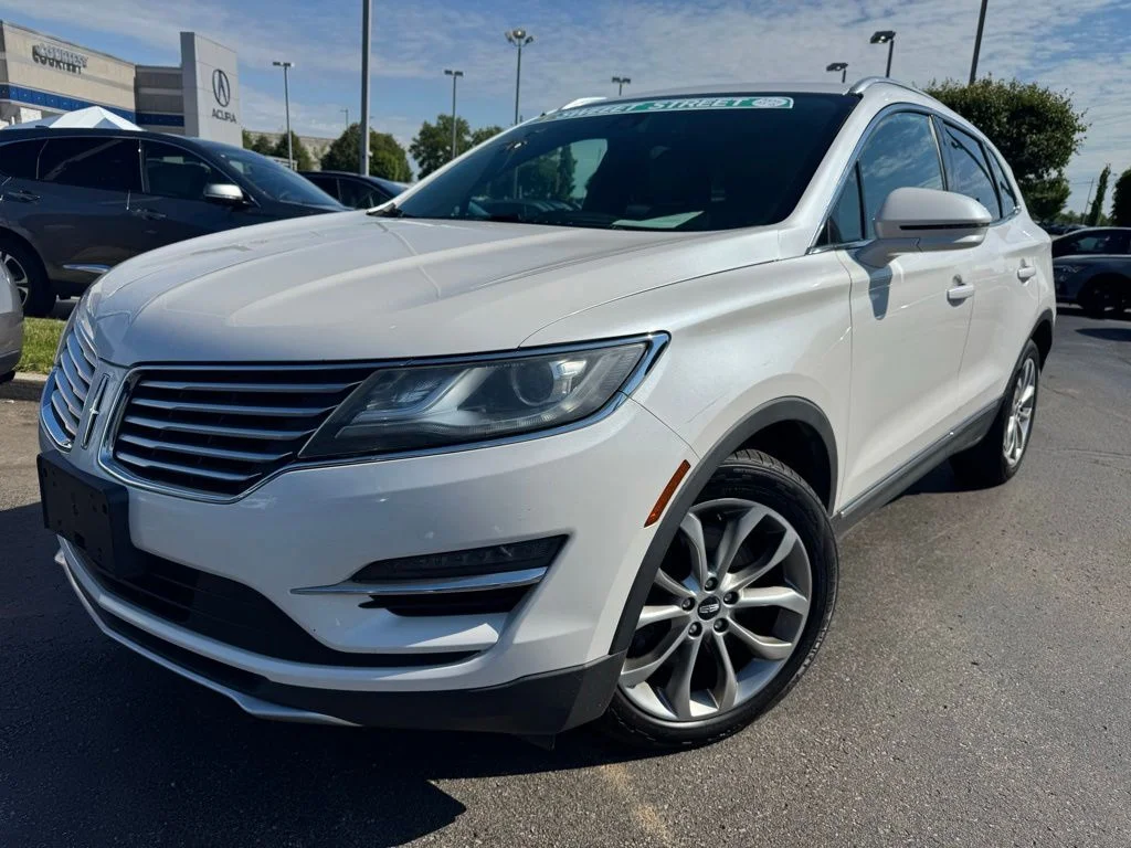 2015 Lincoln MKC Base