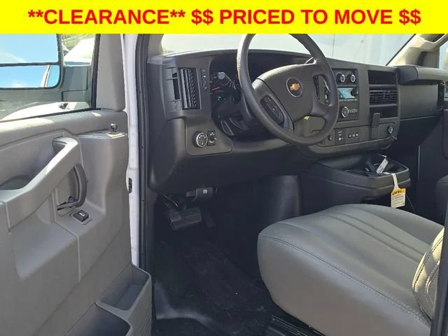 2025 Chevrolet Express Cargo Work Van - Photo 16