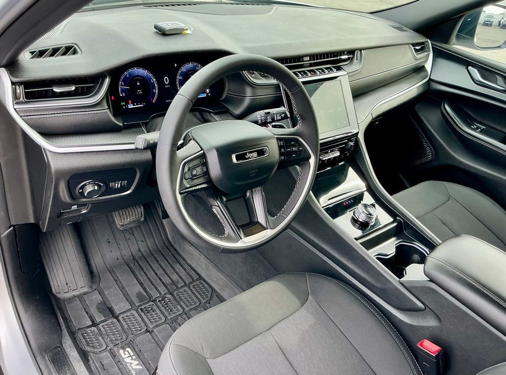 2025 Jeep Grand Cherokee L Laredo - Photo 38