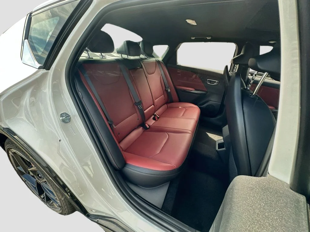 New 2026 Snow White Pearl Kia GT-Line image 28