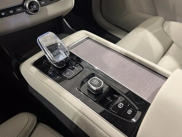 New 2027 Forest Lake Volvo Ultra image 19