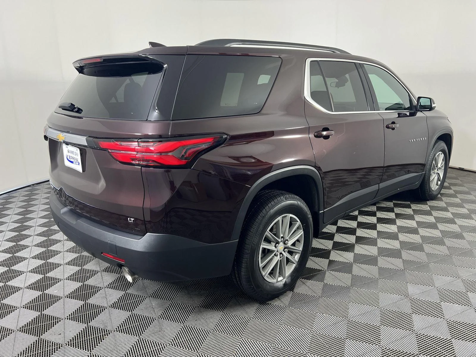 Used 2023 Black Cherry Metallic Chevrolet LT Cloth image 27
