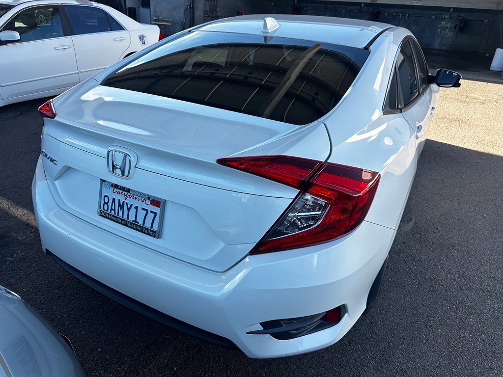 Used 2017 White Honda EX image 26