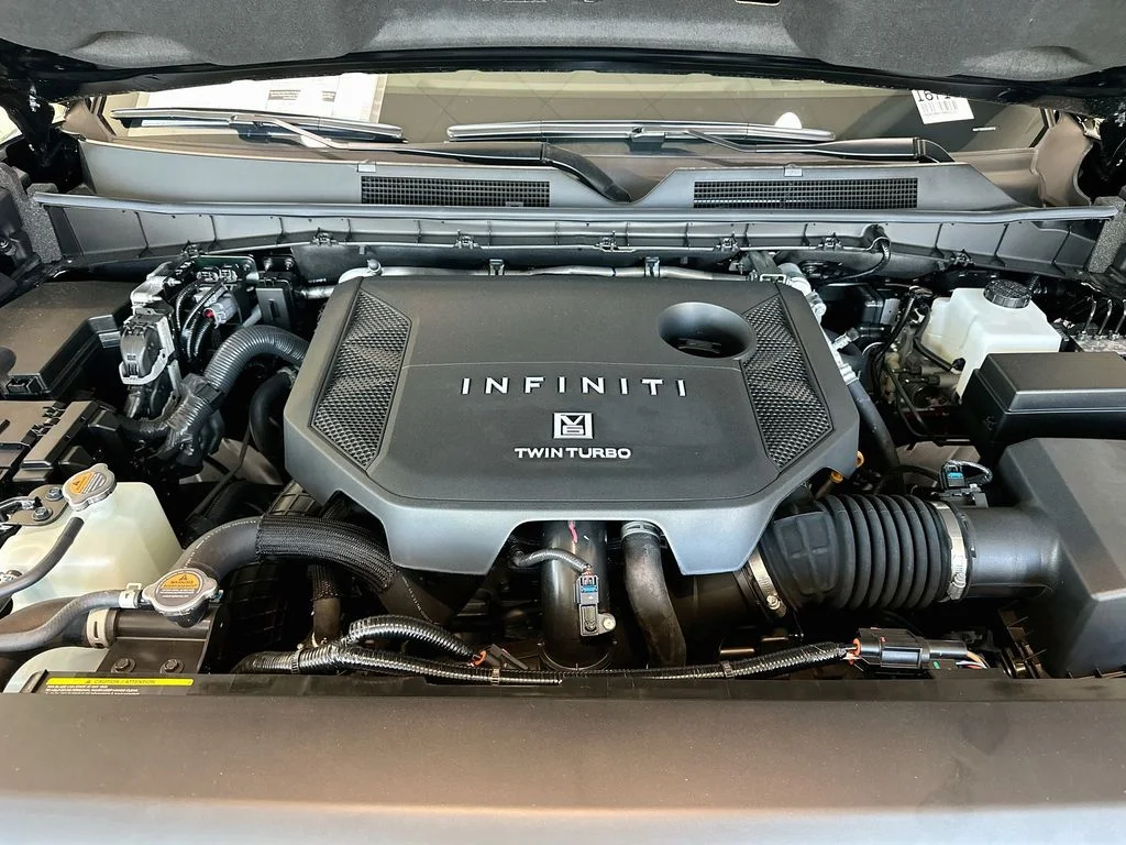 New 2027 BLACK OBSIDIAN INFINITI LUXE image 32