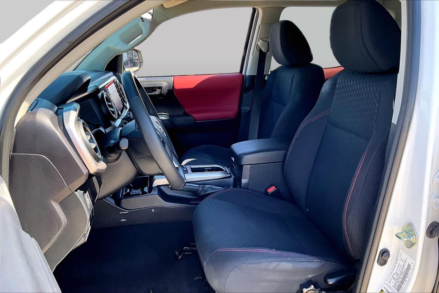 Used 2020 Super White Toyota SR5 image 8