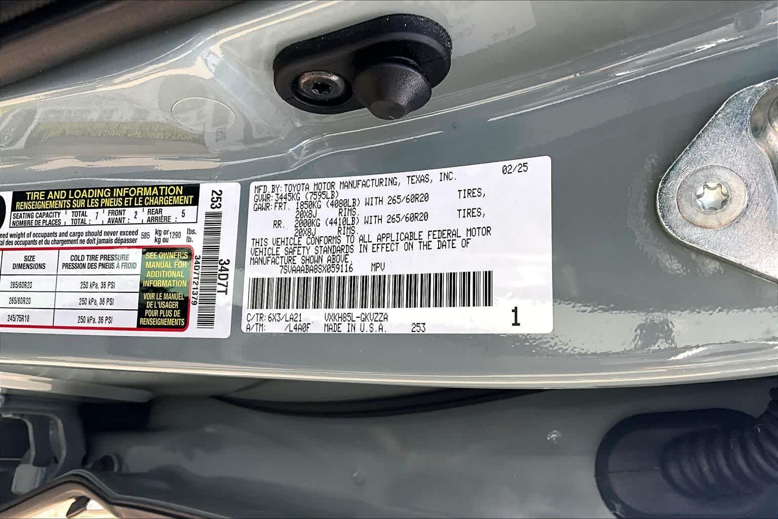 Certified Used 2025 Lunar Rock Toyota Platinum image 36
