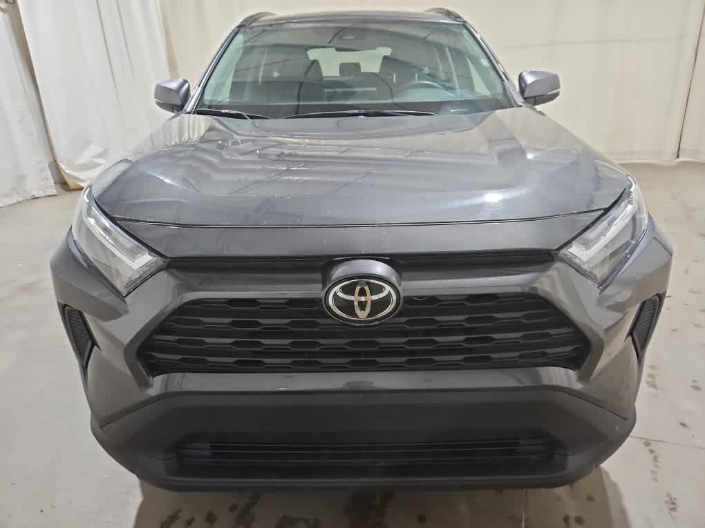 Used 2025 Magnetic Gray Metallic Toyota XLE image 7