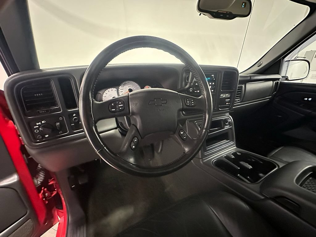Used 2004 Victory Red Chevrolet NA image 57