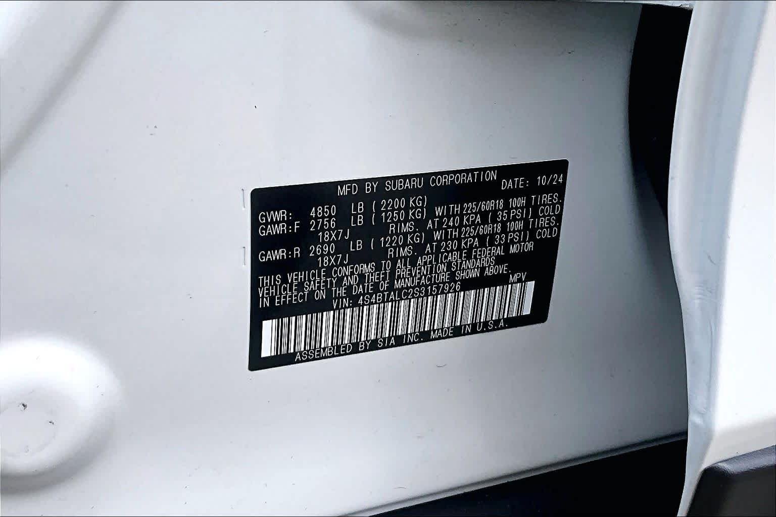 Used 2025 Crystal White Pearl Subaru Onyx Edition image 35