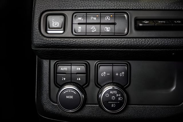 Used 2024 Black GMC Denali image 17