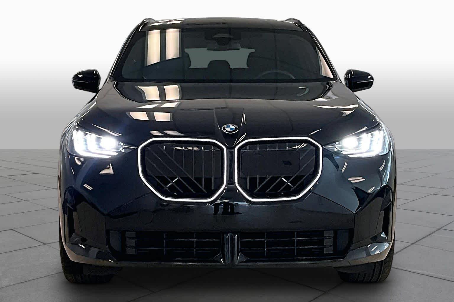 Used 2025 Black Sapphire Metallic BMW 30 xDrive image 3