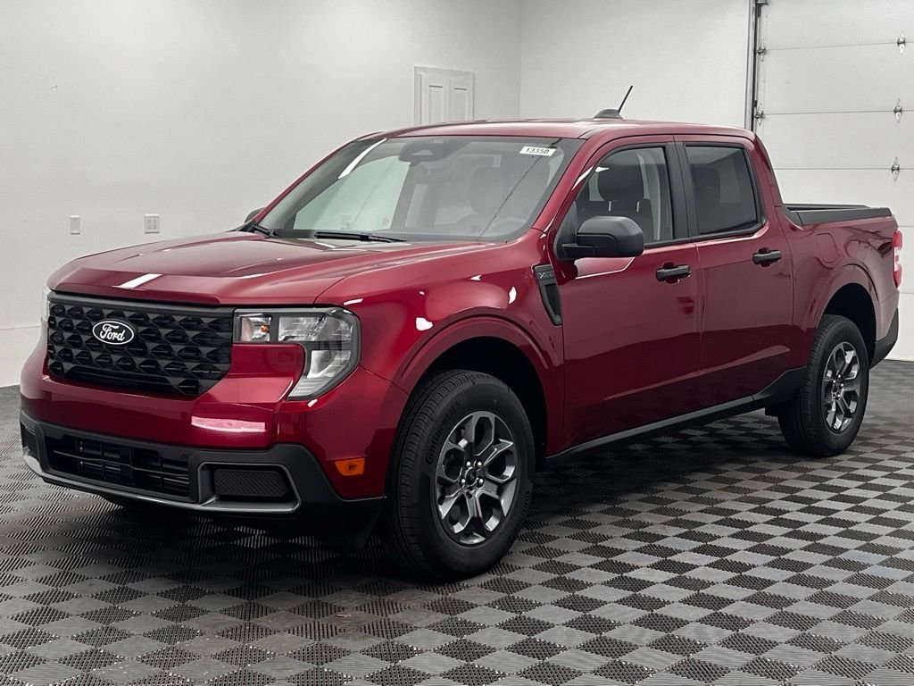 New 2026 Red Ford XLT image 2