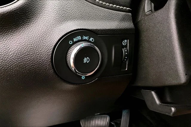 Used 2015 Black Chevrolet SS image 33
