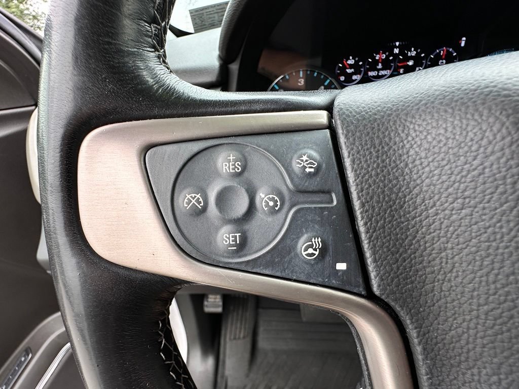 Used 2020 WHITE FROST TRICOAT GMC Denali image 40