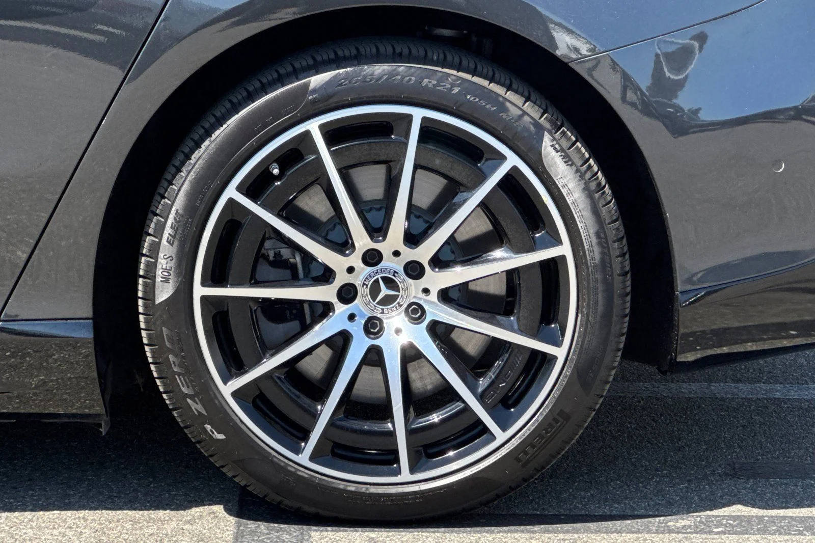 Certified Used 2022 Gray Mercedes-Benz 580 image 33