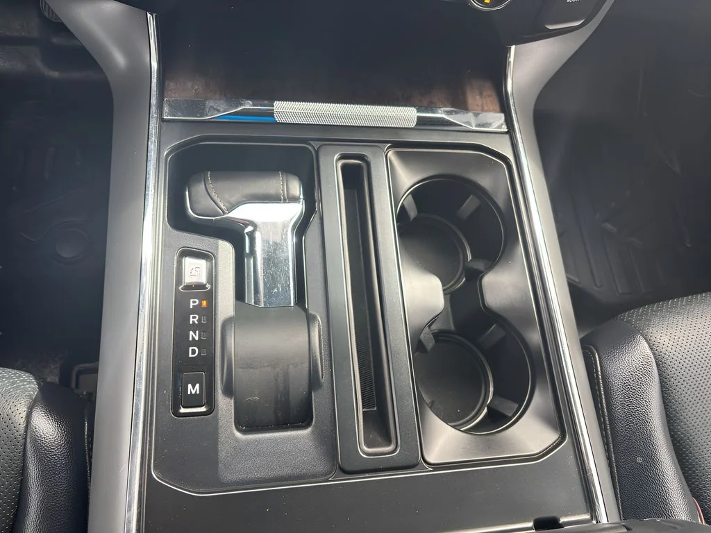 Used 2021 Oxford White Ford LARIAT image 25