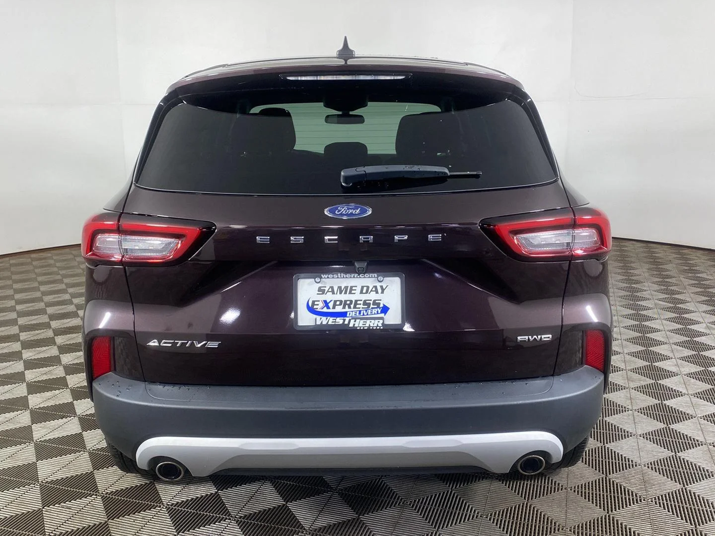 Used 2023 Cinnabar Red Ford Active image 22