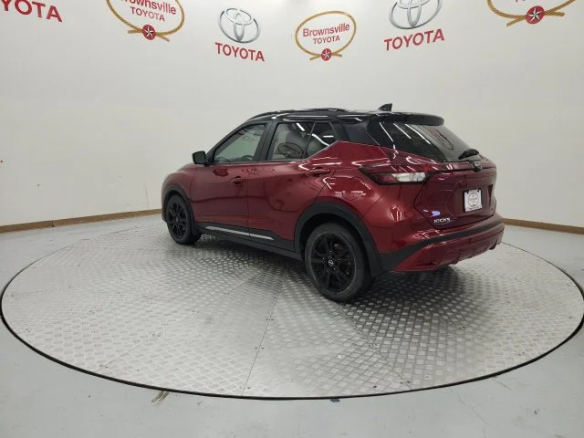 Used 2023 Red Nissan SR image 6