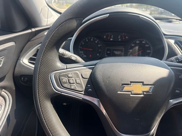 Used 2023 Gray Chevrolet LT image 12
