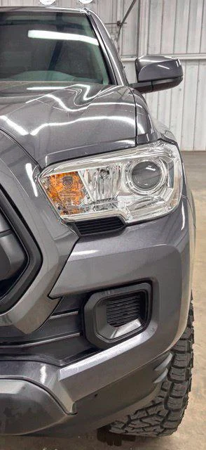 Used 2021 MAGNETIC GRAY MET. Toyota  image 9