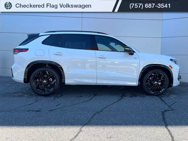 New 2026 White Volkswagen 2.0T SE R-Line Black image 3