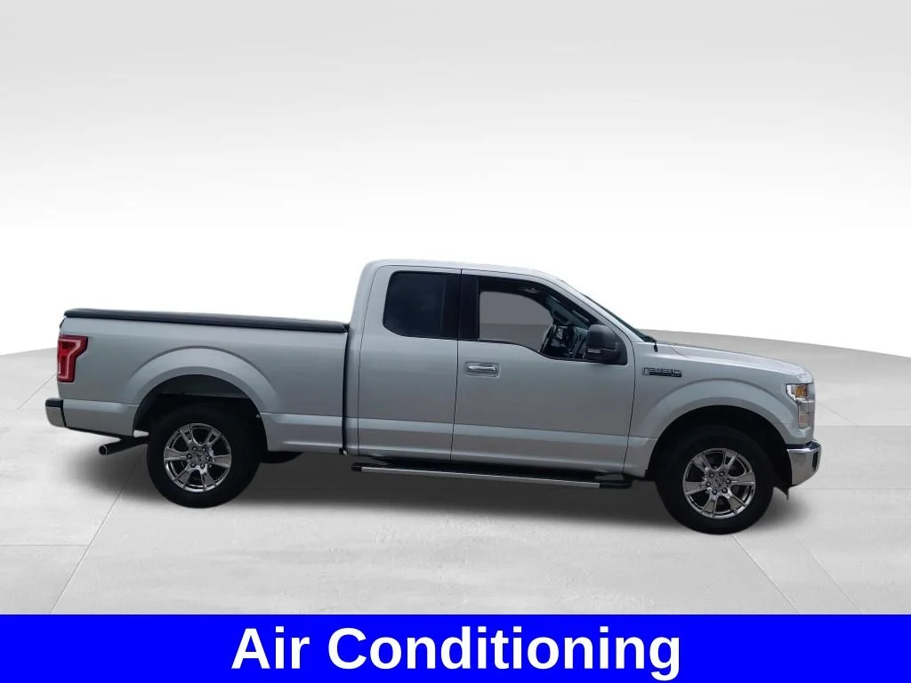 Used 2015 Ingot Silver Ford XLT image 9