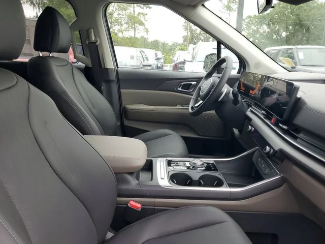 New 2026 Ivory Silver Kia EX image 33