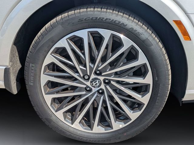 Used 2026 Silver Hyundai Calligraphy image 11