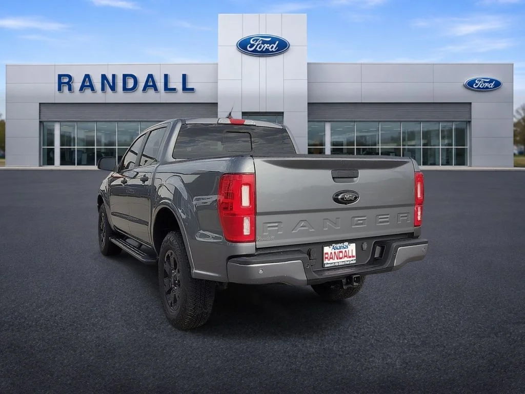 Used 2022 Gray Metallic Ford XLT image 4