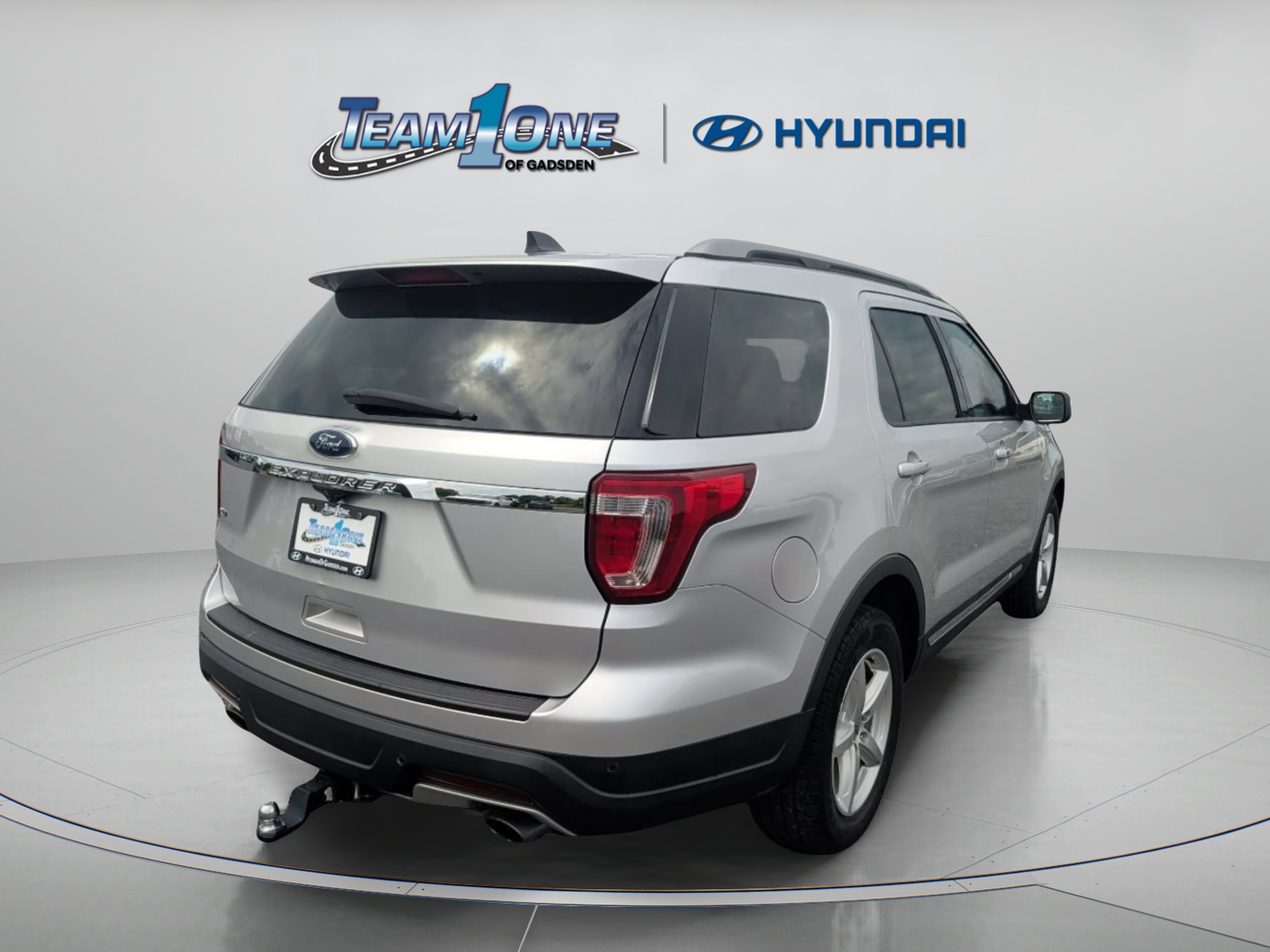 Used 2018 Ingot Silver Ford XLT image 8