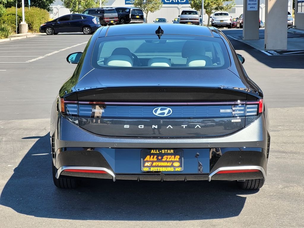 New 2026 Gray Hyundai Limited image 4