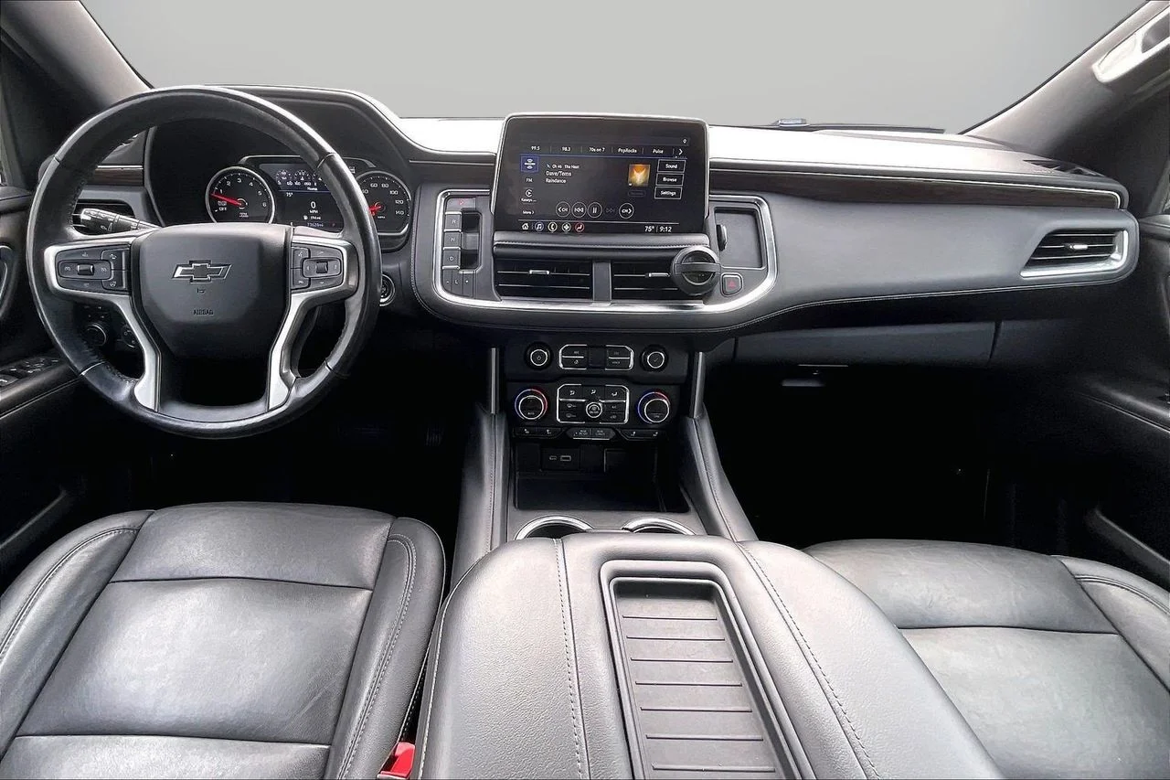 Used 2021 Black Chevrolet Z71 image 14