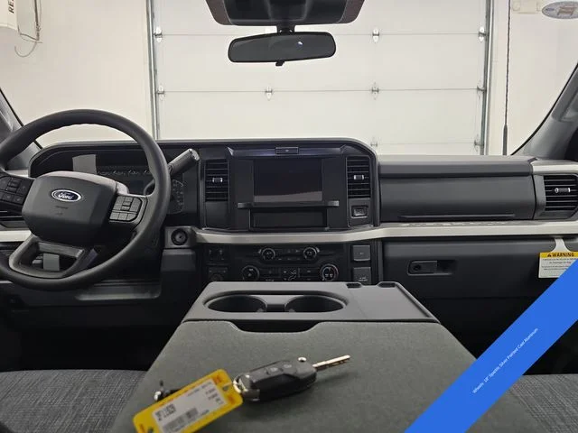 New 2026 Oxford White Ford F-350® XLT image 15