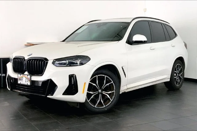 2023 BMW X3 30i