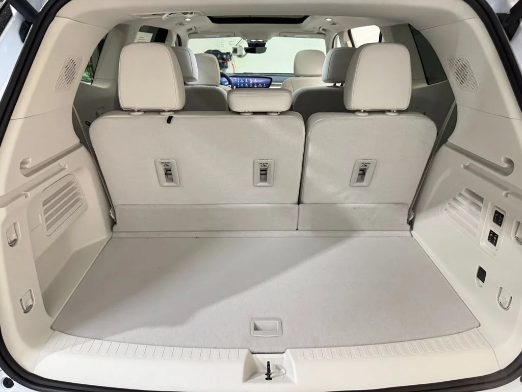 2026 Buick Enclave Avenir - Photo 8