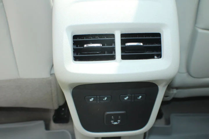 Certified Used 2024 White Frost Tricoat GMC Denali image 16