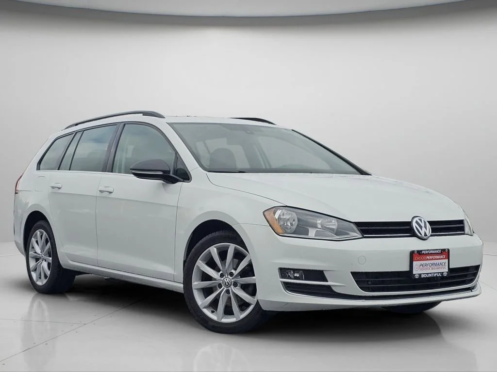 Used 2017 Volkswagen Golf SportWagen SE with VIN 3VWC17AUXHM526582 for sale in Bountiful, UT