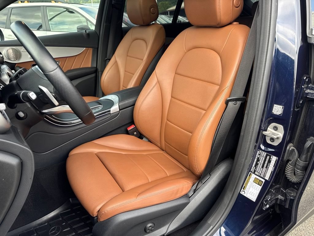 Used 2023 Blue Mercedes-Benz 4MATIC® image 7