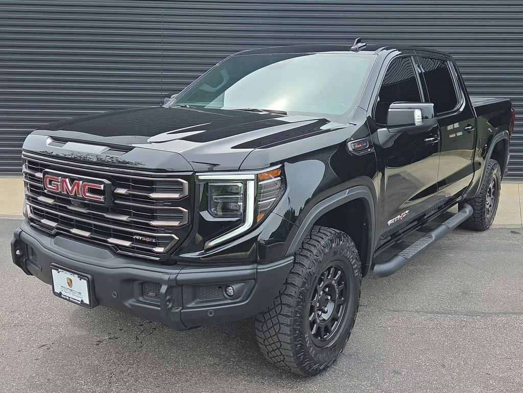 2023 GMC Sierra 4WD Crew Cab Short Box AT4X's photo