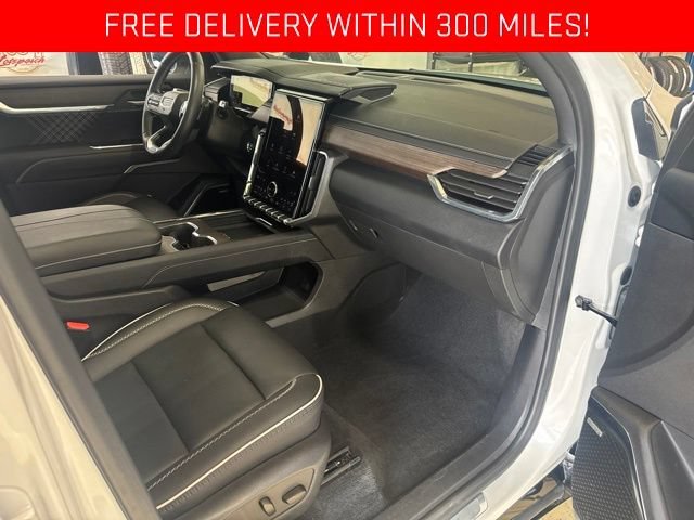 Certified Used 2025 White Frost Tricoat GMC Denali image 41