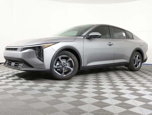 New 2025 Steel Gray Kia LXS image 1