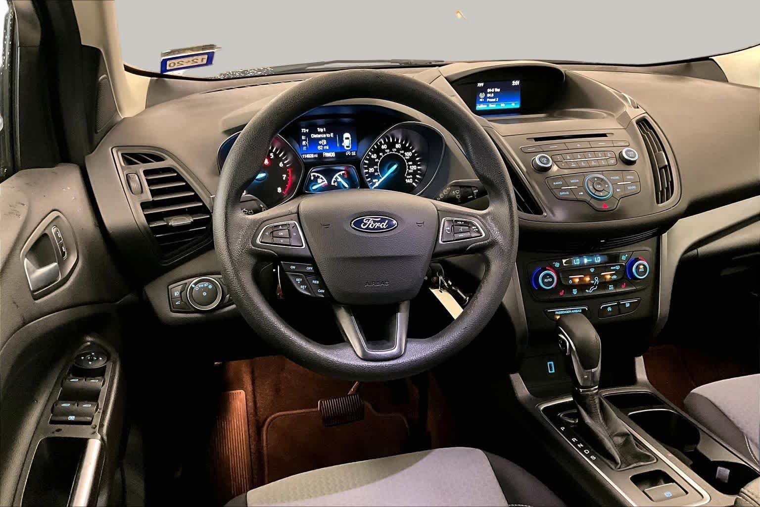 Used 2018 Lightning Blue Metallic Ford SE image 16
