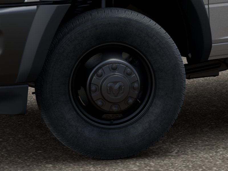 New 2026 Silver-Zynith Exterior Paint RAM TRADESMAN image 4