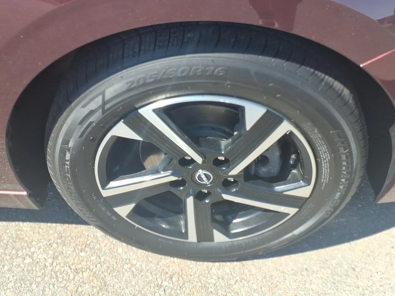 Used 2024 Rosewood Nissan SV image 11