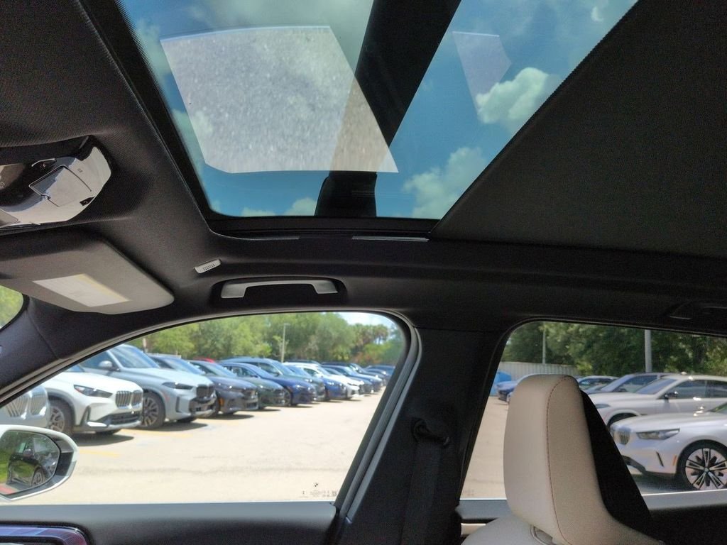 New 2025 Alpine White BMW 30 xDrive image 20